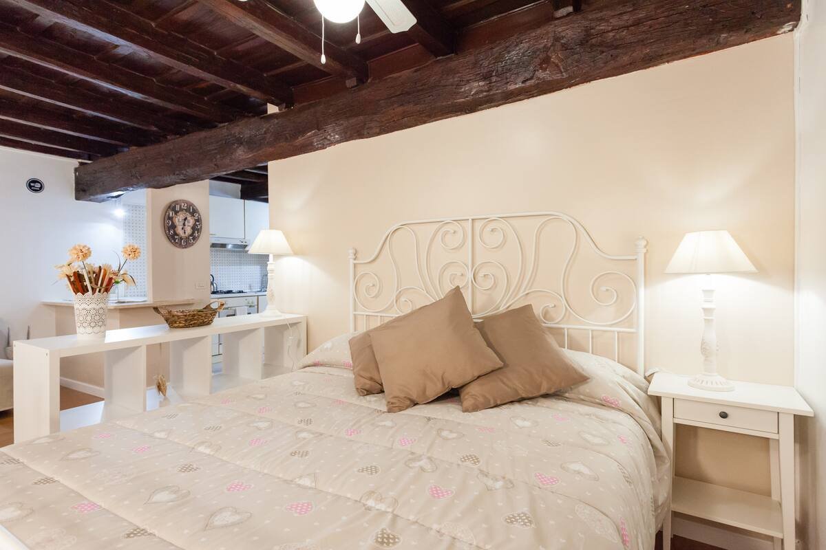 House and Colosseum apartment