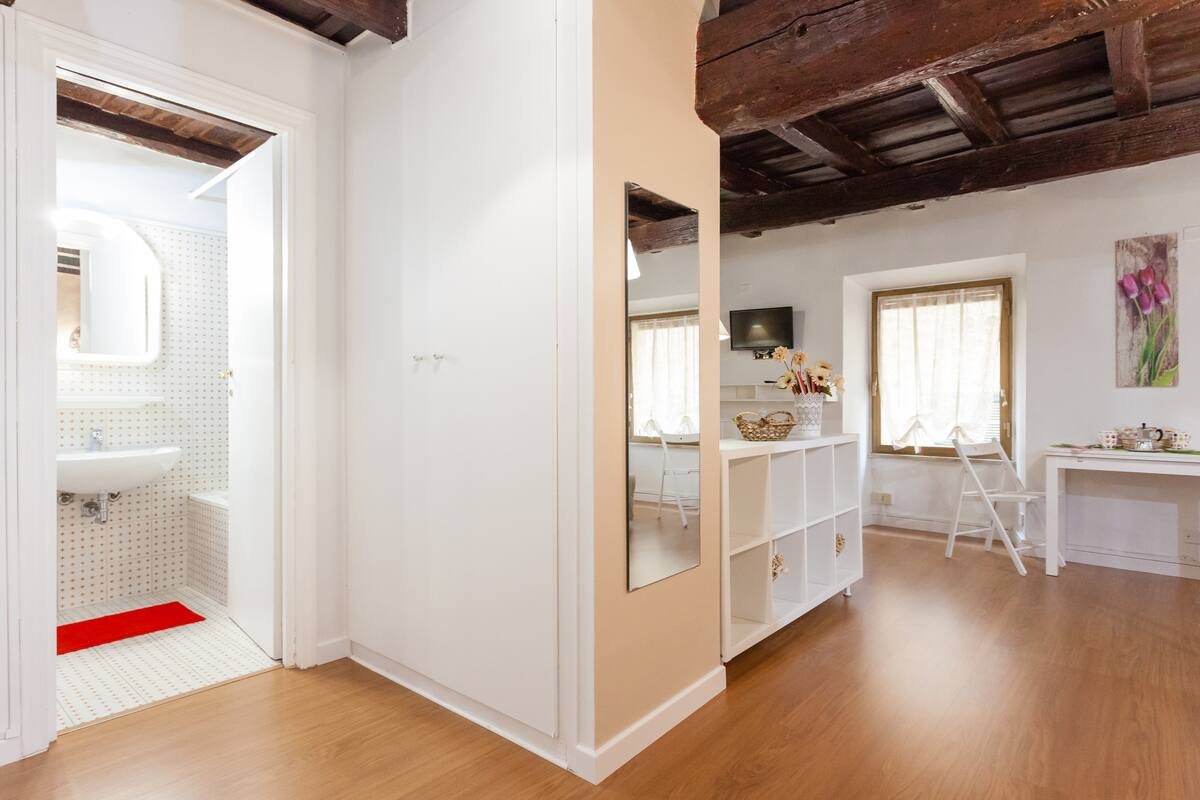 House and Colosseum apartment