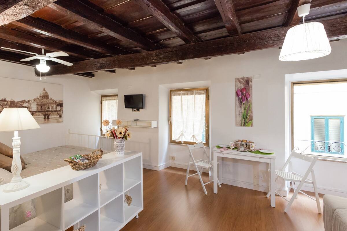 House and Colosseum apartment